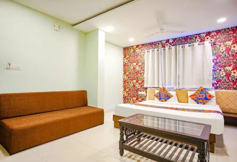 Fabhotel Uday Vilas