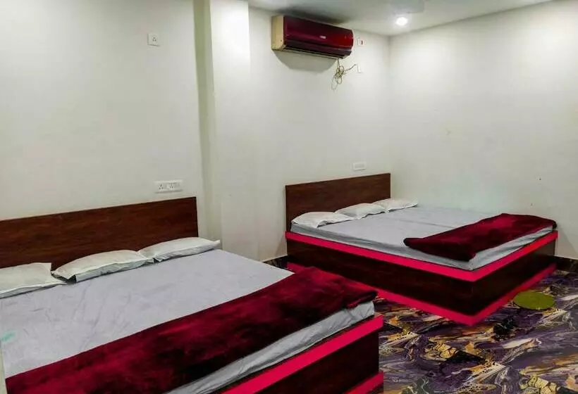Hotelli Oyo 87411  Parinay Vatika