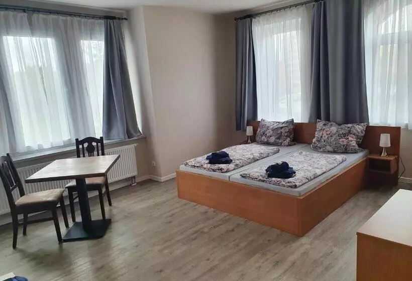 Majatalo Hofbräu Zur Schönen Aussicht