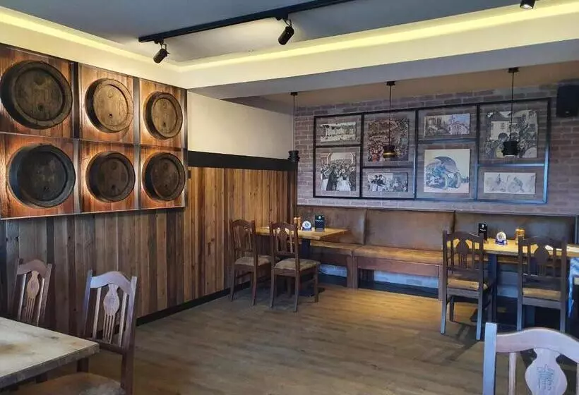 Majatalo Hofbräu Zur Schönen Aussicht