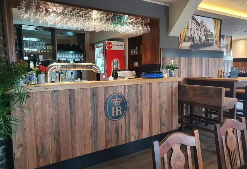 Majatalo Hofbräu Zur Schönen Aussicht