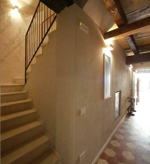 פנסיון La Casa In Paese