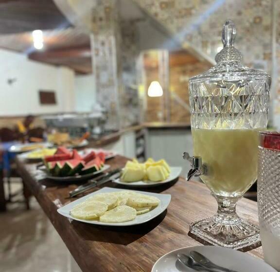 פנסיון Pousada Moana