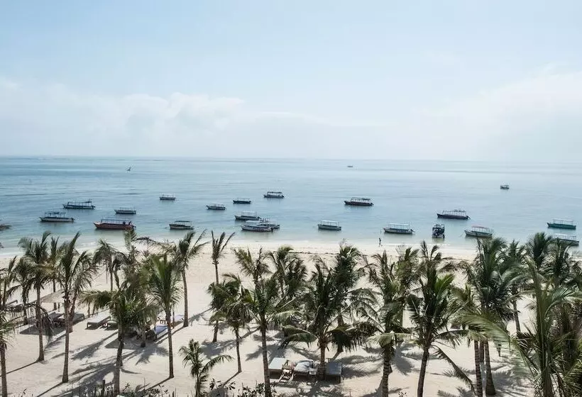 Billionaire Resort & Retreat