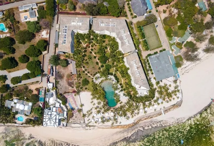 Billionaire Resort & Retreat