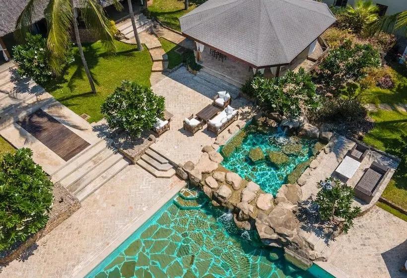 Billionaire Resort & Retreat