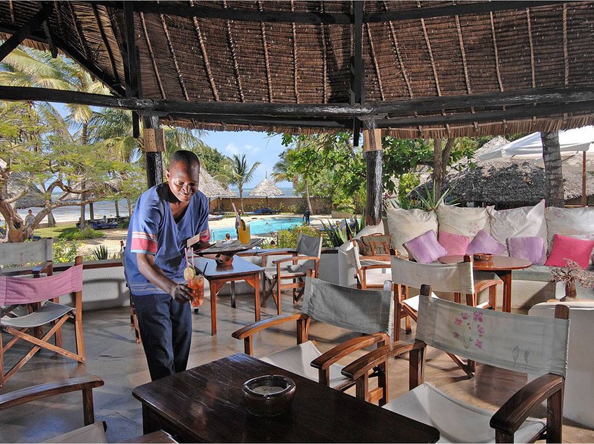 酒店 Driftwood Beach Club