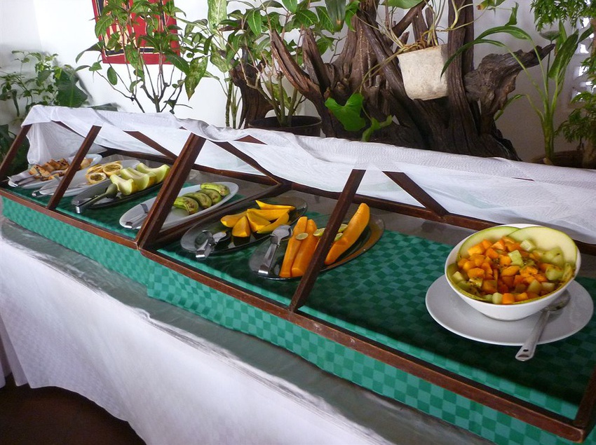 酒店 Driftwood Beach Club