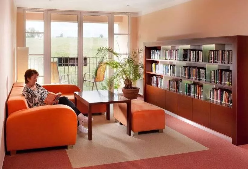 هتل Francis Palace