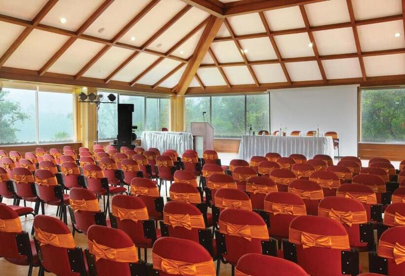 בית מלון כפרי Grand Plaza