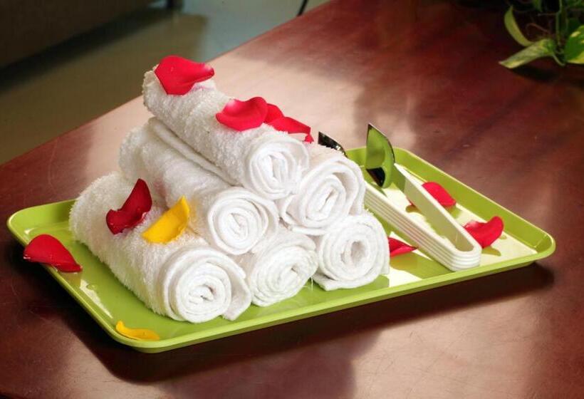 בית מלון כפרי Grand Plaza