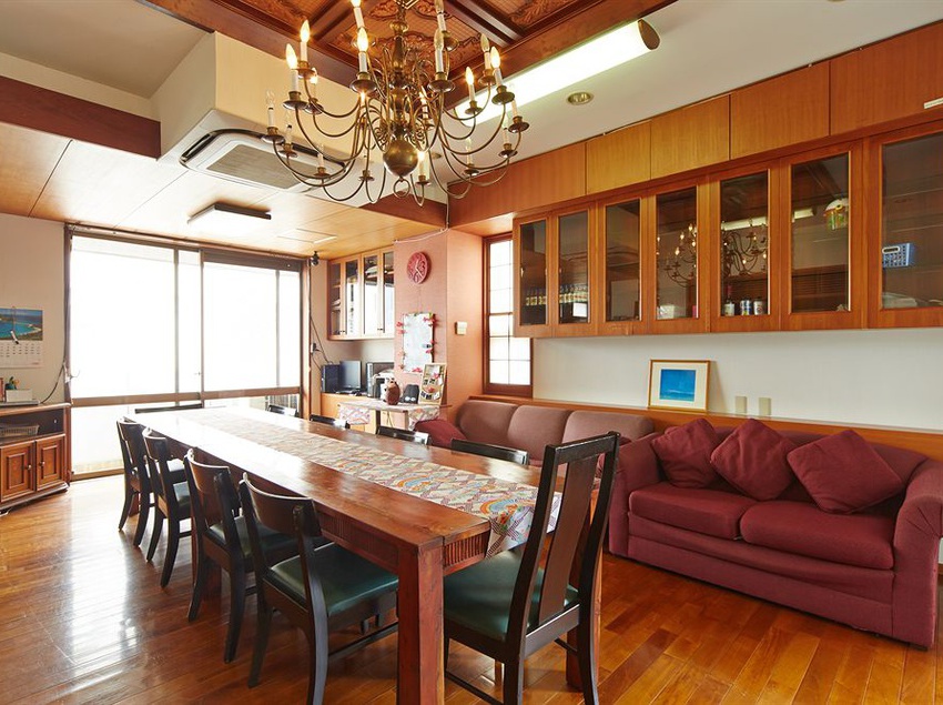 פנסיון Guest House Okinawa Monogatari