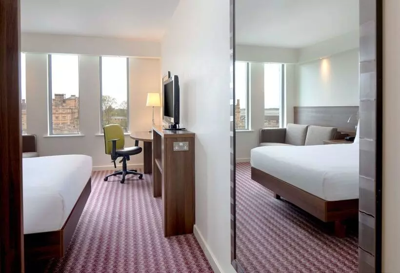 هتل Hampton By Hilton York