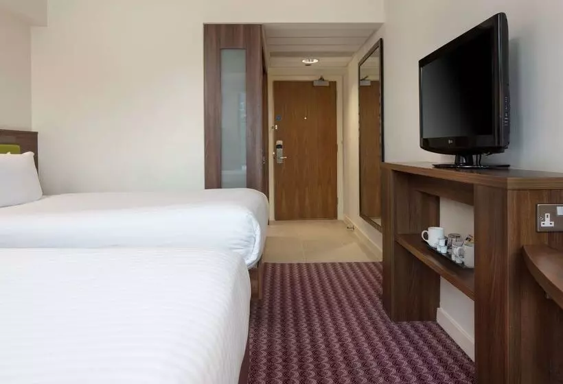 هتل Hampton By Hilton York