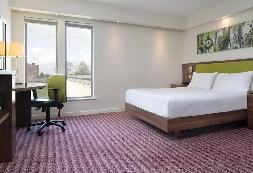 هتل Hampton By Hilton York