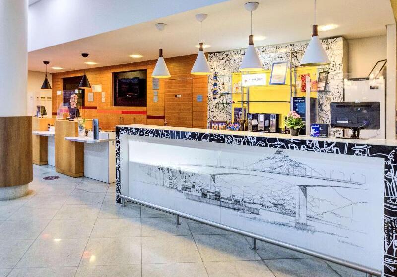 هتل Ibis Vitoria Praia De Camburi