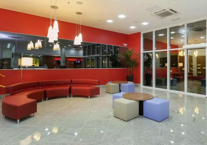Отель Ibis Vitoria Praia De Camburi