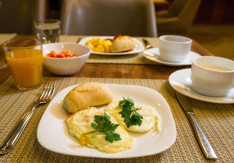 هتل Ibis Vitoria Praia De Camburi