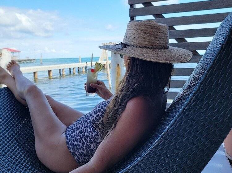 هتل Island Magic Beach Resort