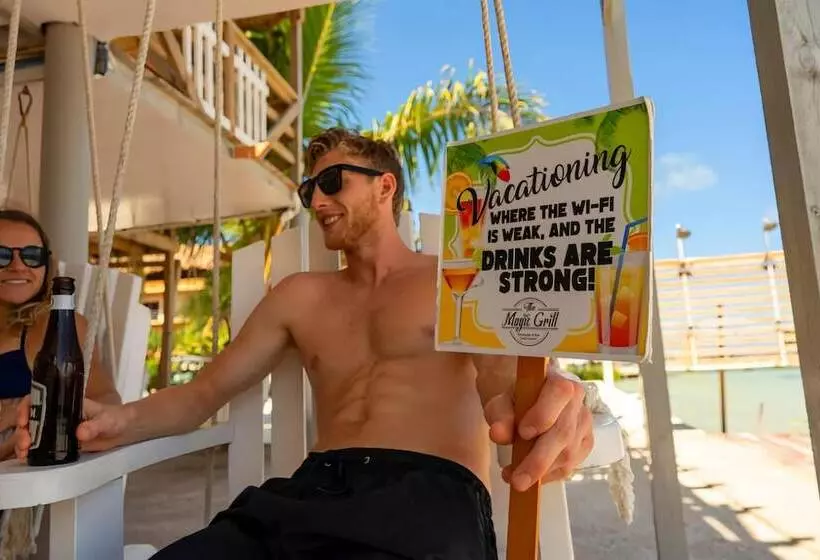 Hotel Island Magic Beach Resort