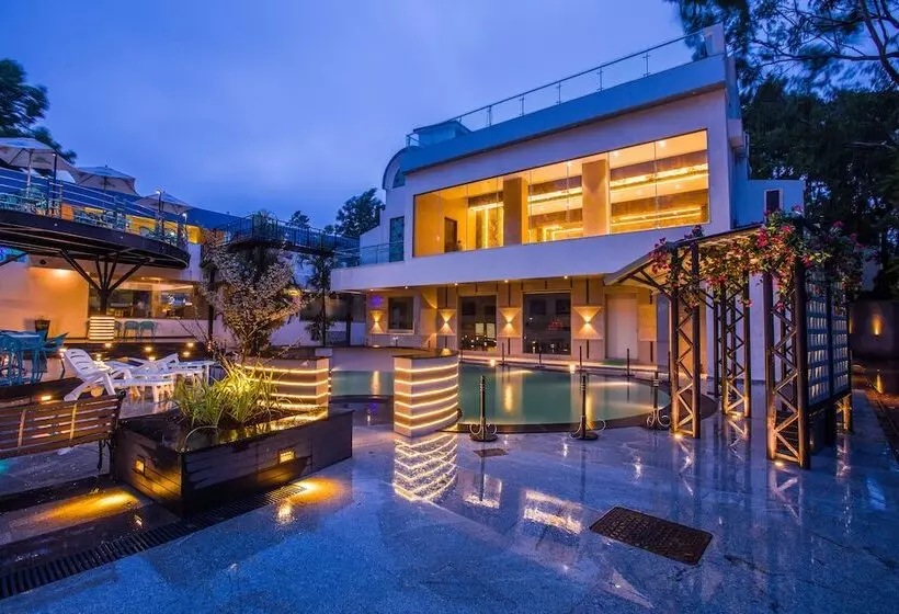 Отель Millennium Park