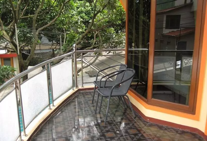 هتل Orange Home Syariah