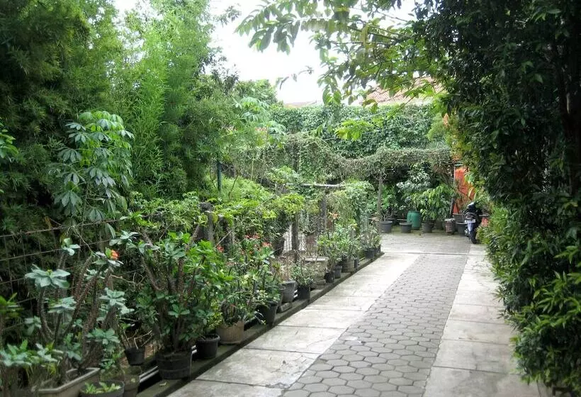 هتل Orange Home Syariah