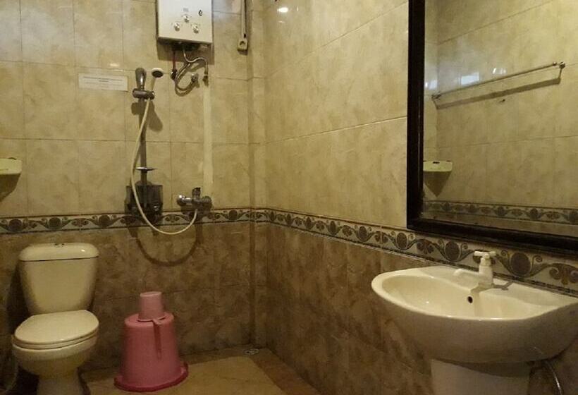 호텔 Orange Home Syariah