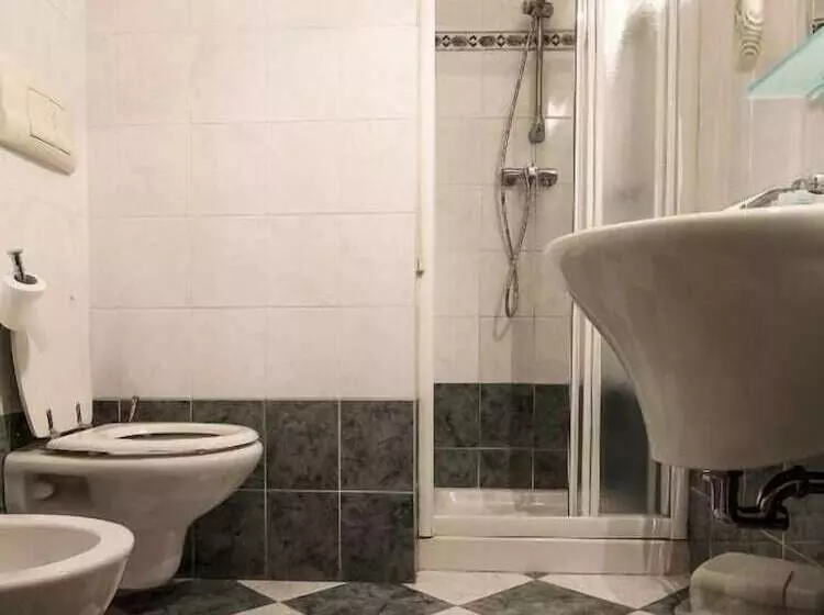 هتل Soggiorno Athena