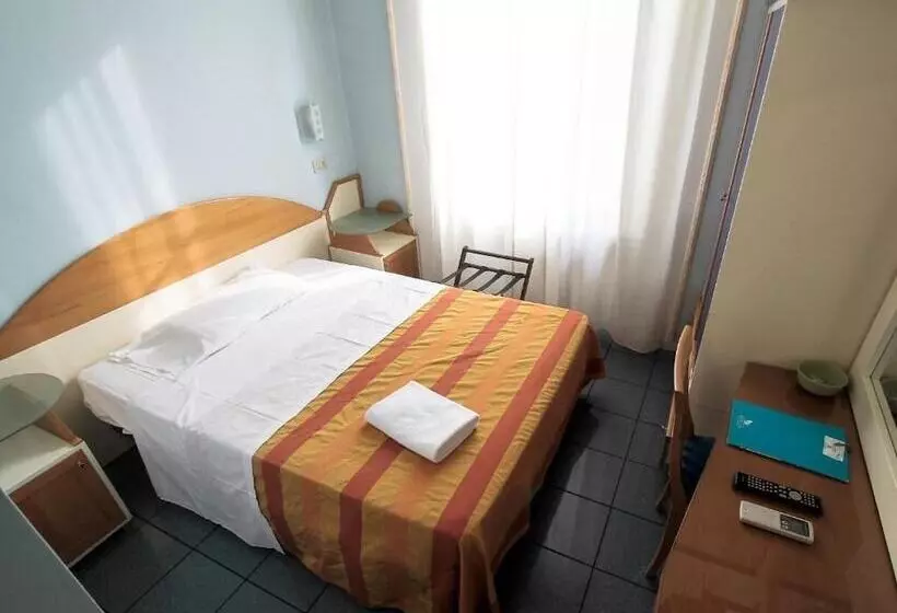 هتل Soggiorno Athena