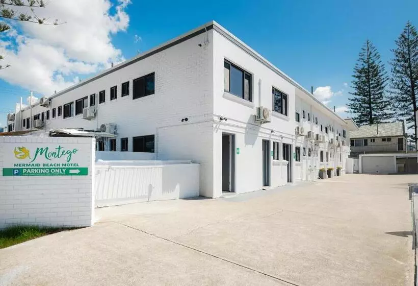 Montego Mermaid Beach Motel