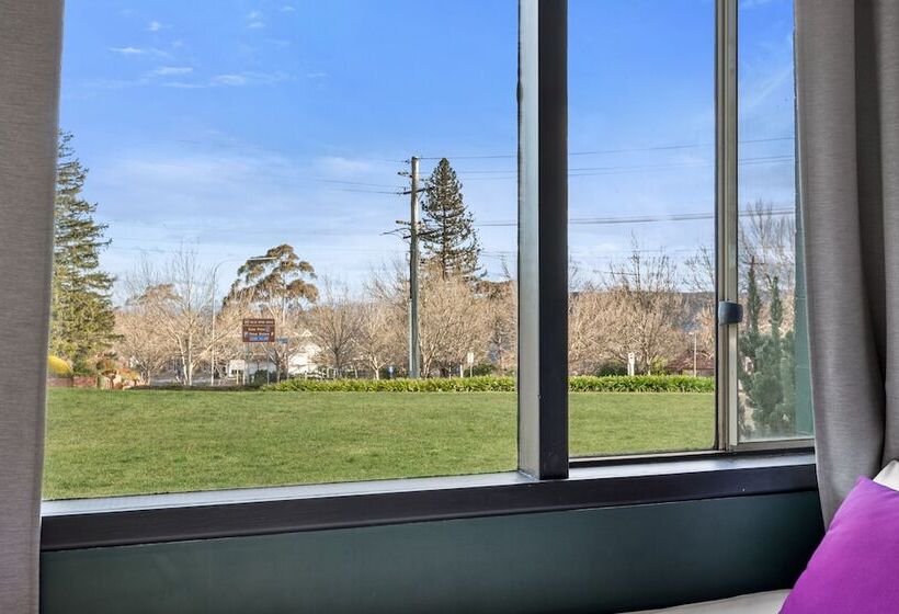 Echo Point Discovery Motel