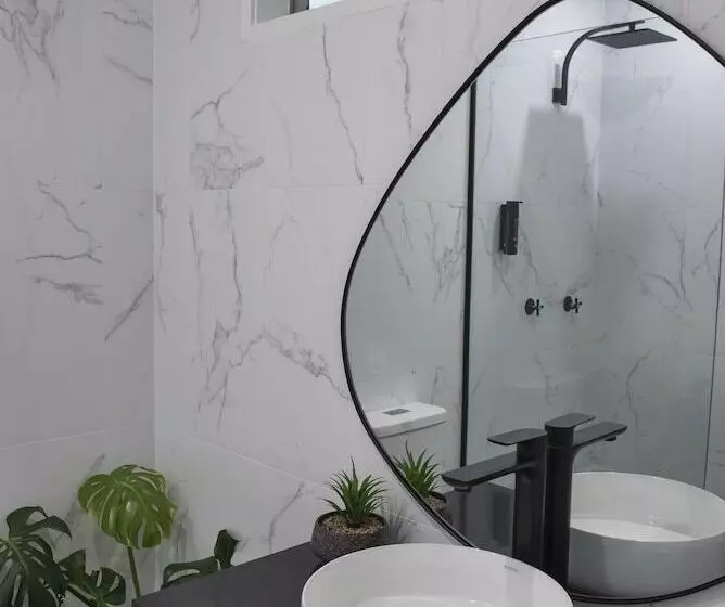 Echo Point Discovery Motel