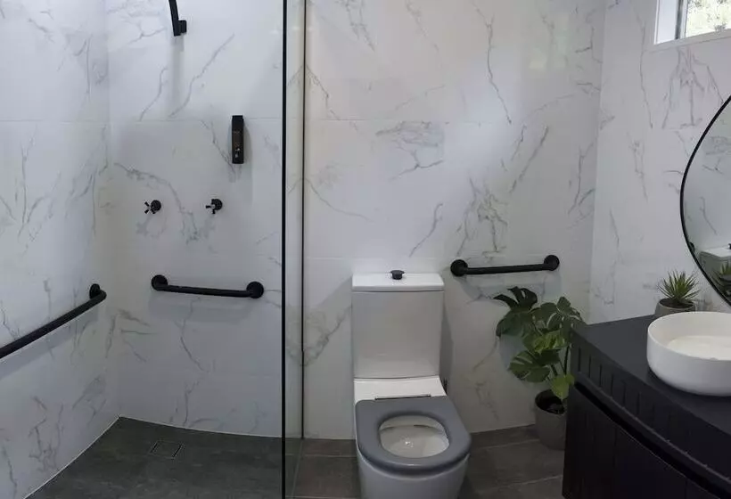 Echo Point Discovery Motel