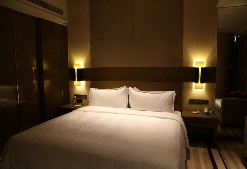 The Qube Hotel Yangzhou