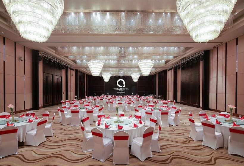 The Qube Hotel Yangzhou