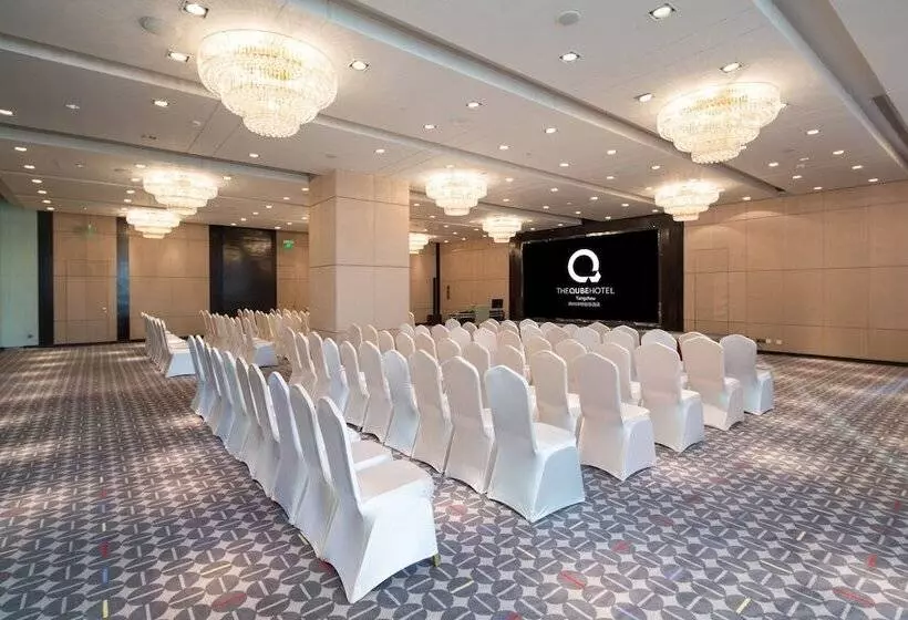 The Qube Hotel Yangzhou