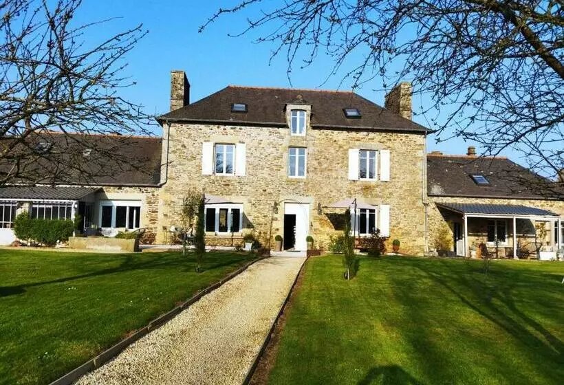 Aamiaismajoitus (B&B) La Ménardière Tranquilitatis Chambre Double Petit Déjeuner Compris