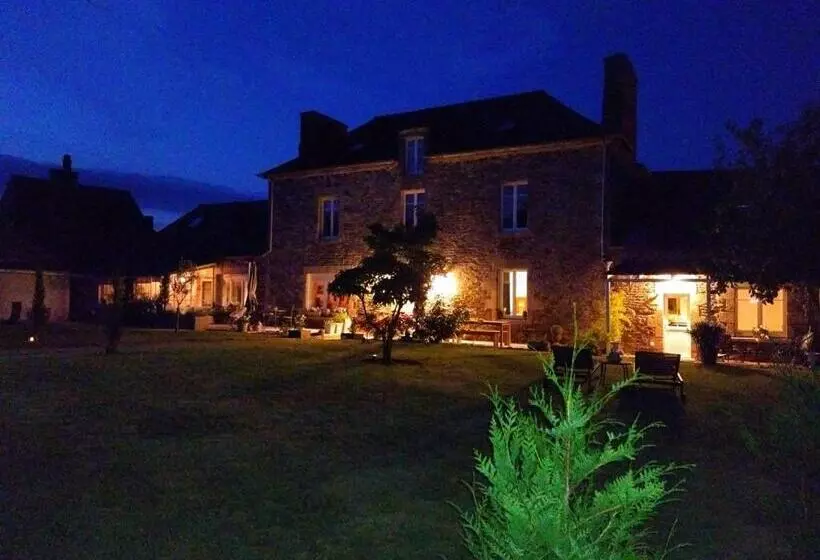 Aamiaismajoitus (B&B) La Ménardière Tranquilitatis Chambre Double Petit Déjeuner Compris