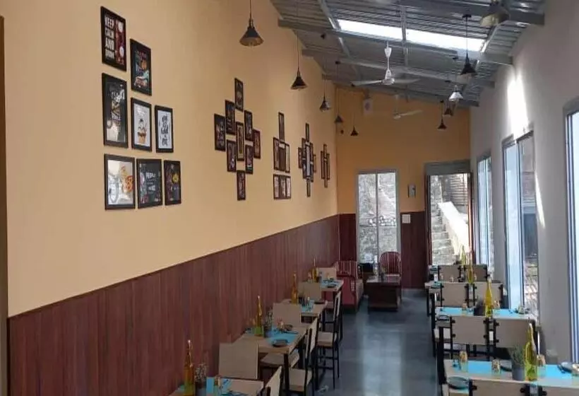 Hotelli Blusalzz Escapade Resort Lansdowne