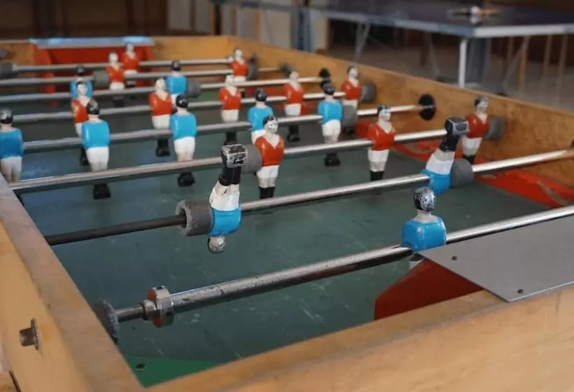 Auberge De Jeunesse Hi Arles