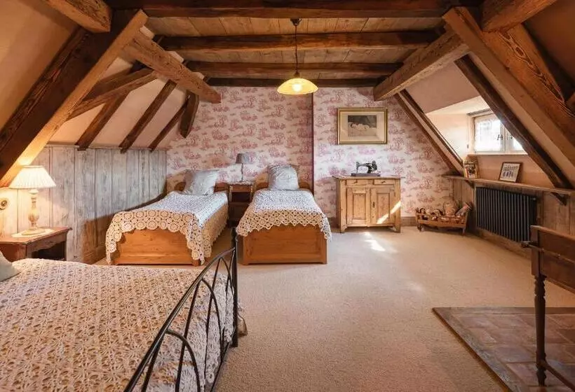 تختخواب و صبحانه Au Fil Du Temps