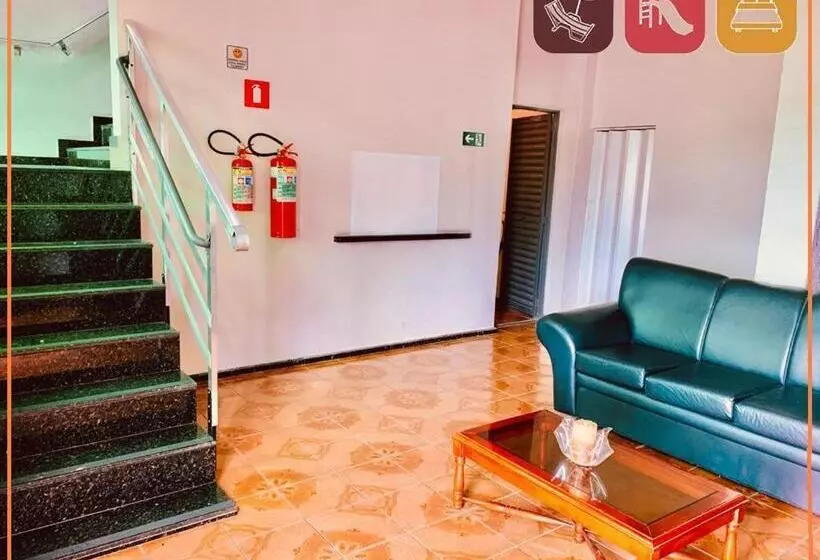 カプセルホテル Anexo   Hospedagens Imigrantes