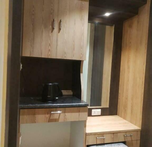 בית מלון כפרי The Royal Chandra