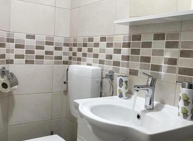 پانسیون Apartments Villa Glavinić