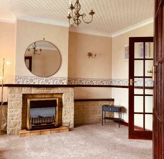 بنسيون Melrose Three  At Stayboom