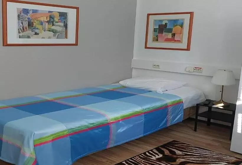 24   Karihaara   Kemi