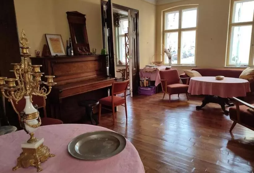 Retkeilymaja Spurensucher Quartier