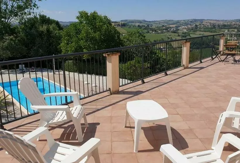 ベッドアンドブレックファースト Casale Di Maro