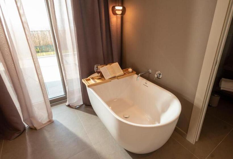 Отель Agriturismo Speziale Wine Resort